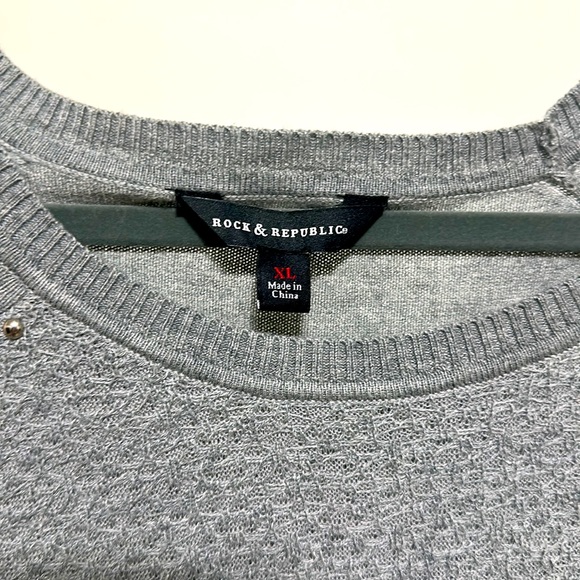 NWOT Rock & Republic XL Long sleeve Sweater. - Picture 2 of 10